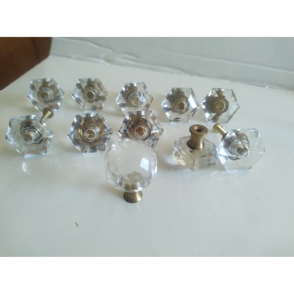 Vintage Cut Glass Drawer Pulls 1 1/4" Hexagonal Brass Inserts (lot of 11) - Picture 10 of 13